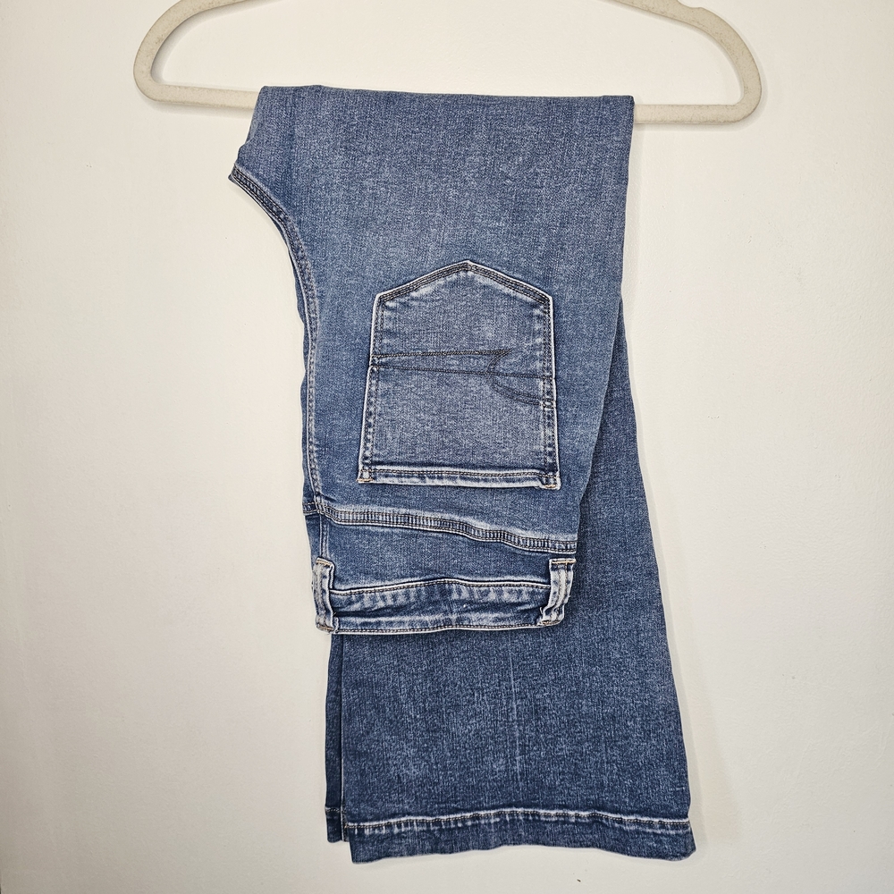 American Eagle Wide Leg Flare Jeans Bell Bottom Size 14 Short